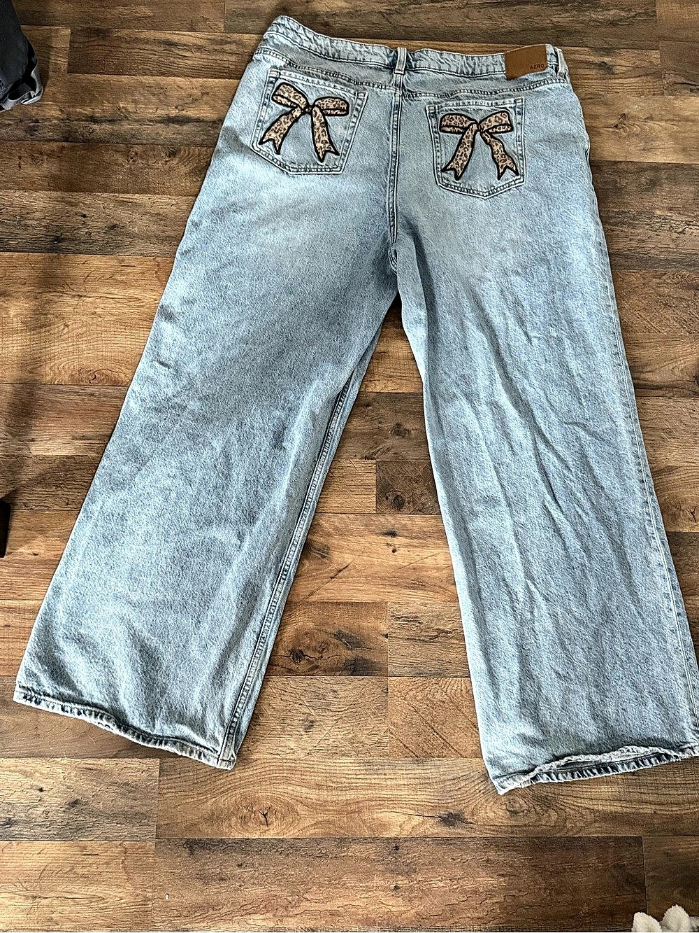 Aeropostale Aero Baggy Wide Leg Leopard Bow Jeans Waist 16
